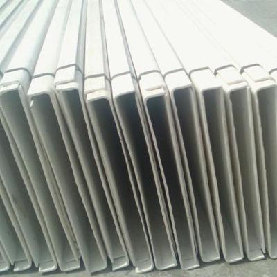 槽式電纜橋架 SMC電纜槽 玻璃鋼橋架 復(fù)合橋架 鐵路模壓電纜槽圖片_高清圖_細節(jié)圖-河北啟陽復(fù)合材料 -